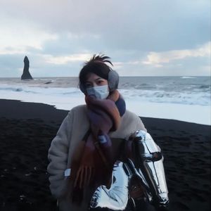 宝贝把腿分大我要添你下面漫画
